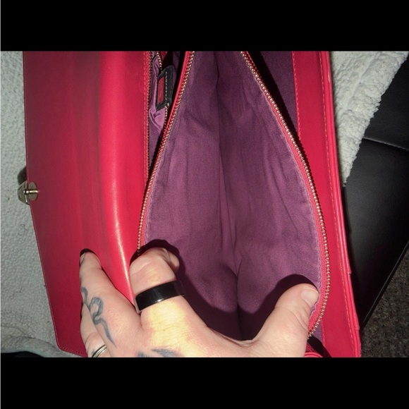 Sold - Picture 3 of 3